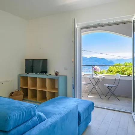 Residenza Luna Apartment Stresa