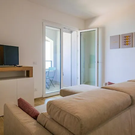 Residenza Luna Apartment Stresa