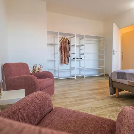 Residenza Luna Apartment Stresa